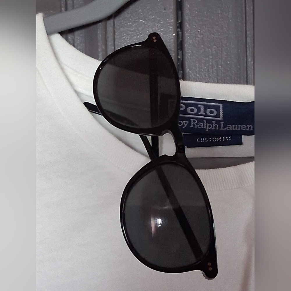Ralph Lauren Classic Black Sunglasses. Euc